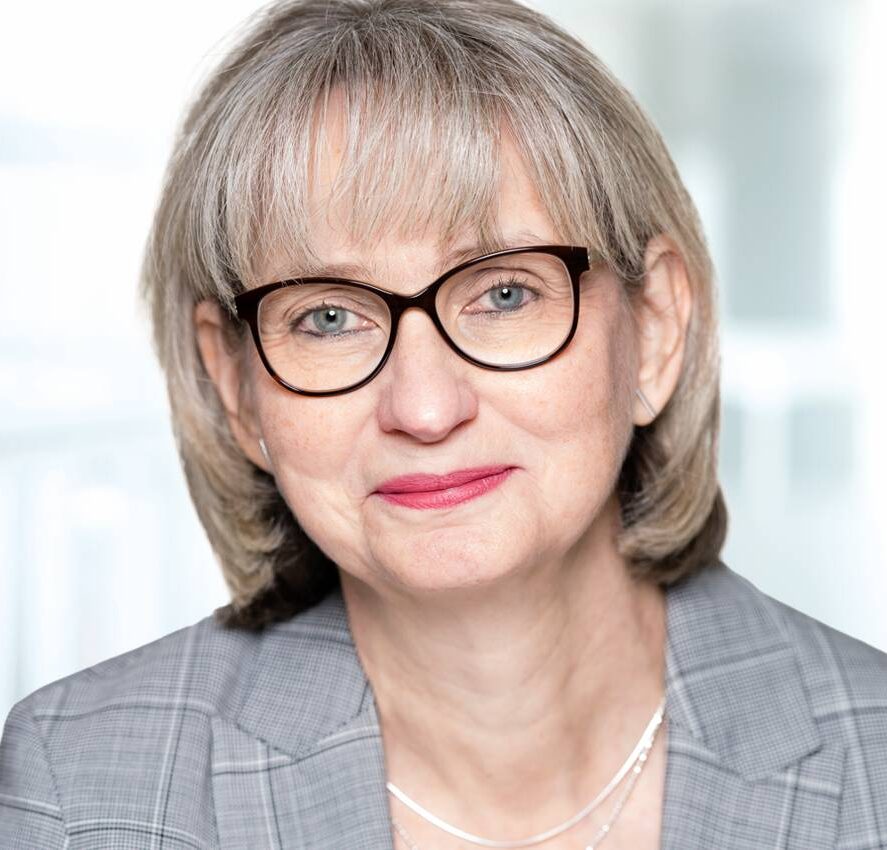 franziska_cavelit_haeller
